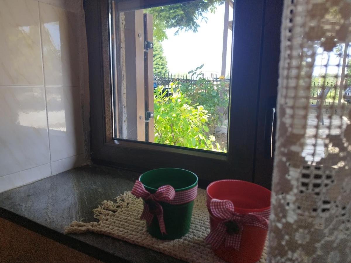 Cosy Lake House, Μια Ανάσα Πριν Τη Λίμνη Kalivia  Bagian luar foto