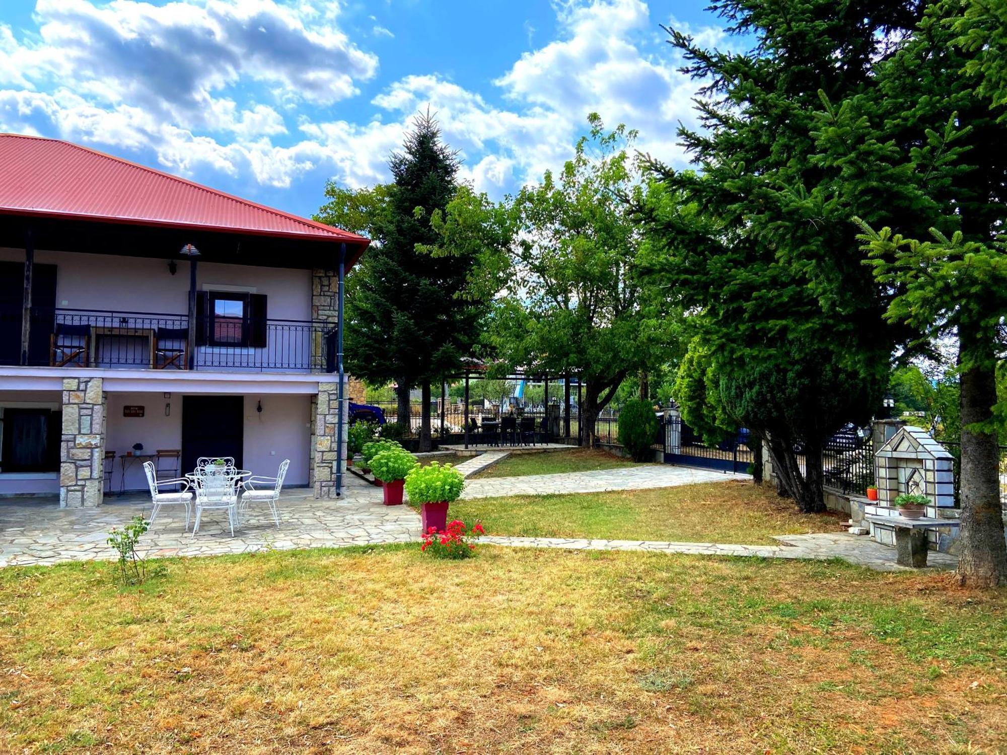 Cosy Lake House, Μια Ανάσα Πριν Τη Λίμνη Kalivia  Bagian luar foto